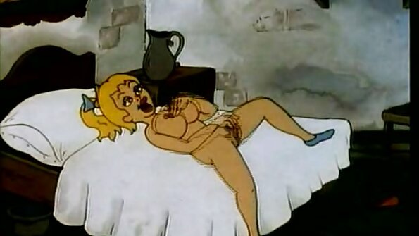 يستمتع افضل افلام سكس مترجم الفرخ مع زوجة BF في حوض الاستحمام ويمتص قضيبه أيضًا
