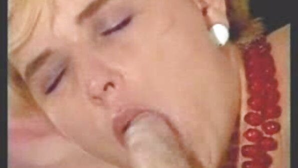الفاسقة ذات الثدي المزيفة افلام سكس فرنسي مترجم الكبيرة تحصل مارس الجنس شرجيا بقوة